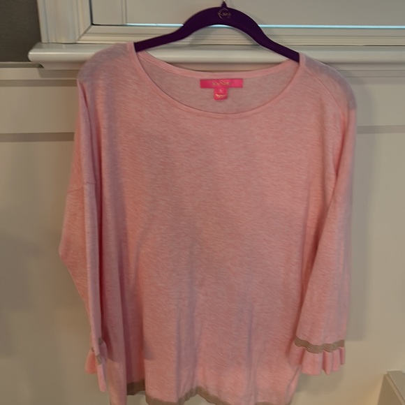 Lilly Pulitzer Tops - Lilly Pulitzer, summer sweater, three-quarter sleeves pink with gold on sleeves